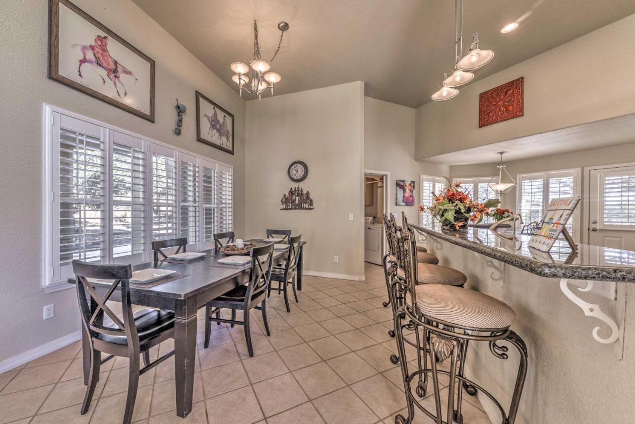 Roomy Ruidoso Retreat With Deck, Grill, And Mtn Views! Extérieur photo