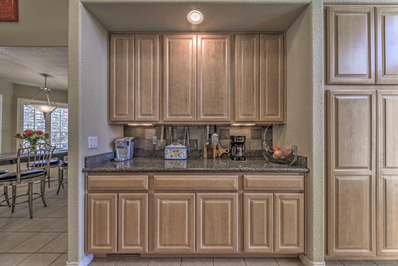 Roomy Ruidoso Retreat With Deck, Grill, And Mtn Views! Extérieur photo